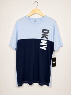 DKNY Men’s Navy White Graphic T-Shirt NWT Medium
